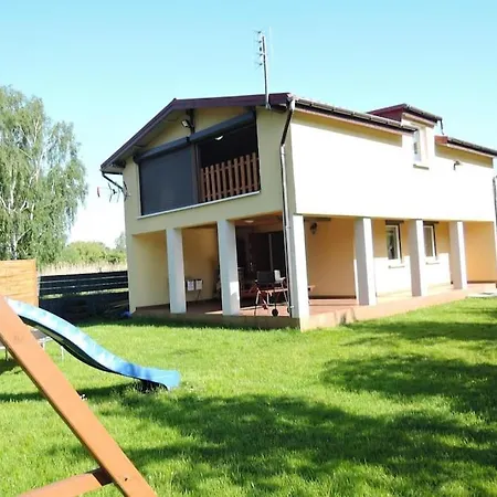 Attractive In With Garden Hébergement de vacances *